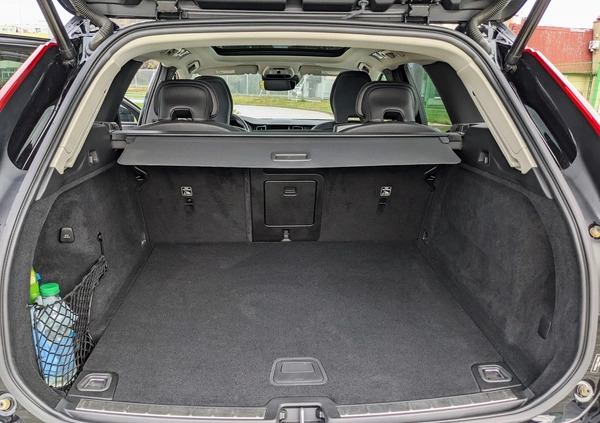 Volvo XC 60 cena 142900 przebieg: 15203, rok produkcji 2020 z Opole małe 191